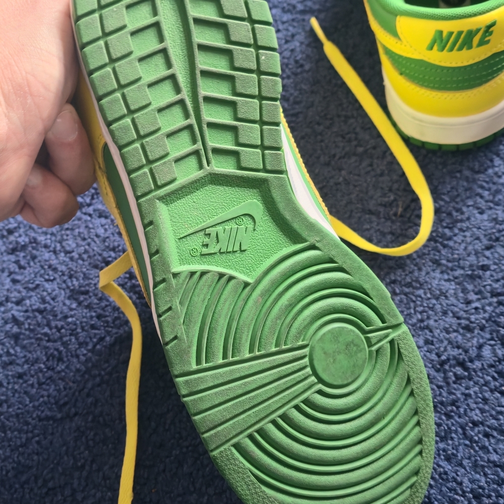 Nike Green and Yellow Low-Top Sneakers - Picture 6 of 6